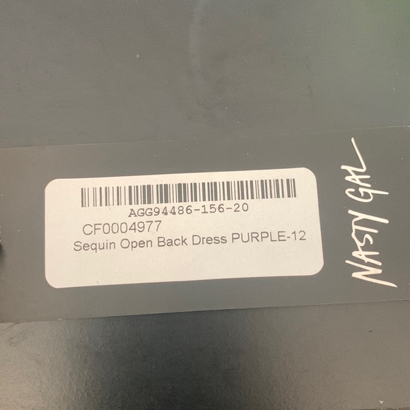 Nasty Gal - “your sequins safe with me” - Picture 3 of 6